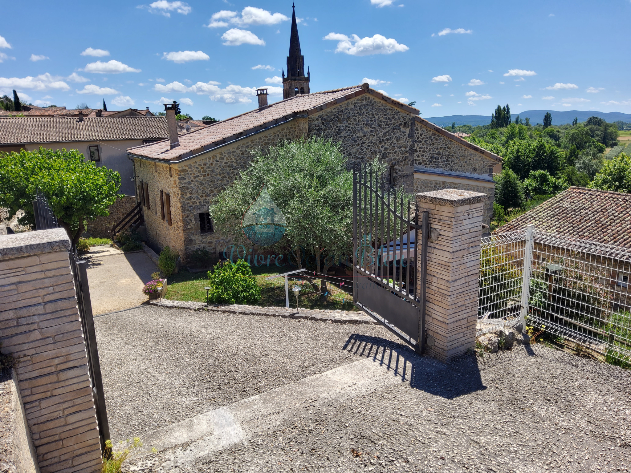 A vendre mas à SaintSauveurdeCruzières Achat / Vente Vivre Océan